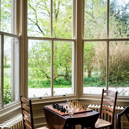 Charming 18th Century * Topcliffe Station