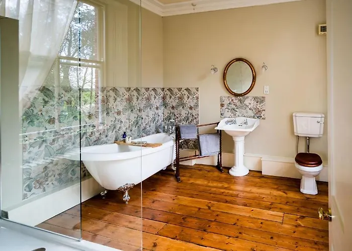 Charming 18th Century Topcliffe Station