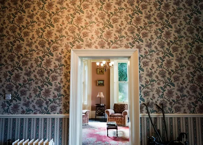 Charming 18th Century * Topcliffe Station