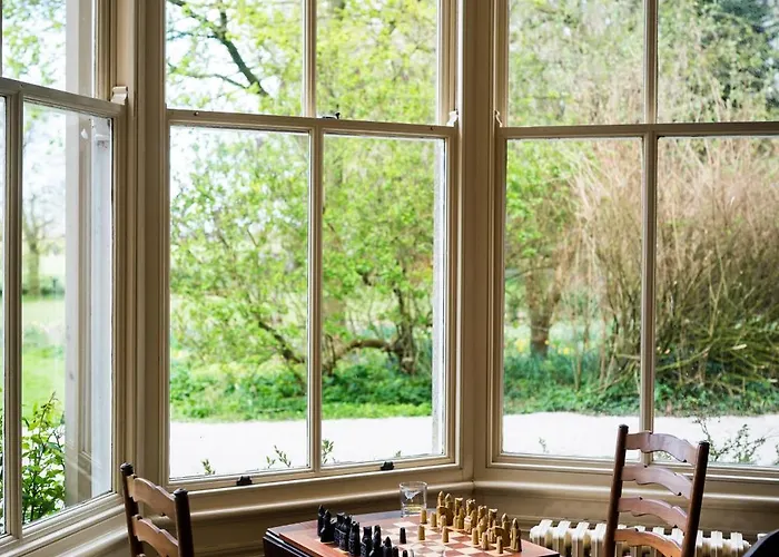 Charming 18th Century * Topcliffe Station